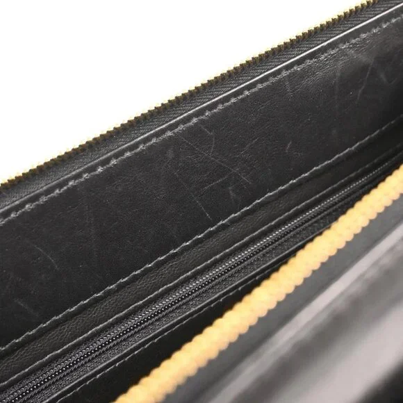 Chanel Black Calfskin Shoulder Bag 117660 - Picture 8 of 10